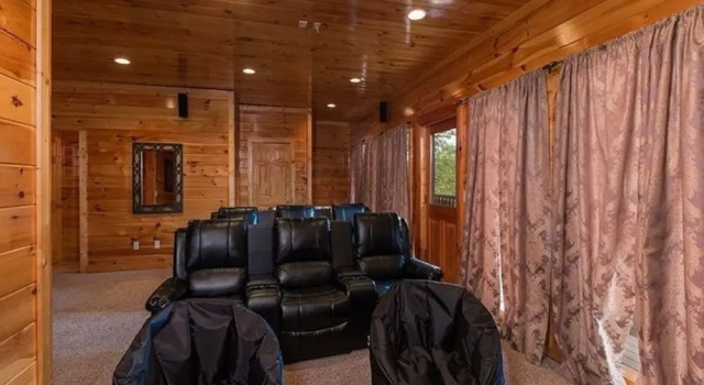 Splash Country 4 Bedrooms 4 Bathrooms Cabin, Забронировать Дом для отпуска Севьервилл Great Smoky Mountains National Park