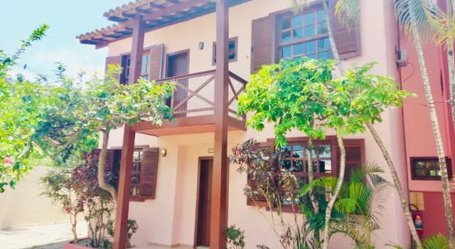 Семейный коттедж с балконом Branca Tropical Brasil Residencial