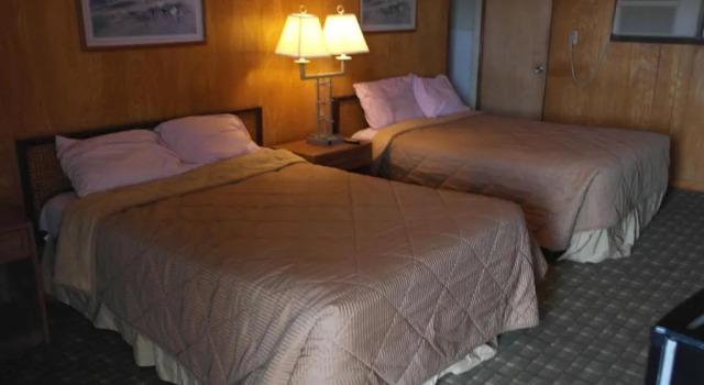 Standard Vierer Zimmer Interstate Motel