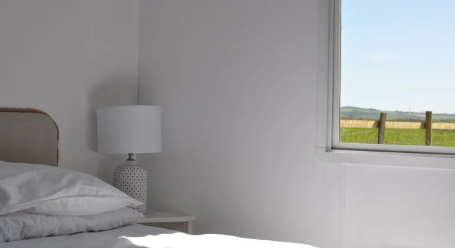 Cosy Rural Lodge at Goldhill Glamping - Sleeps 4
