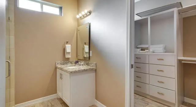 Wfh-friendly Brownsville Home w/ Private Patio, Забронировать Дом для отпуска Браунсвилл Rio Grande Valley