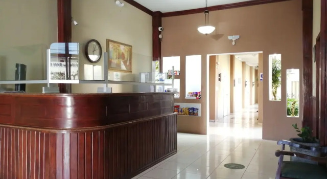 Hotel Plaza Floresta, Забронировать Отель Сан-Мигель San Miguel Region