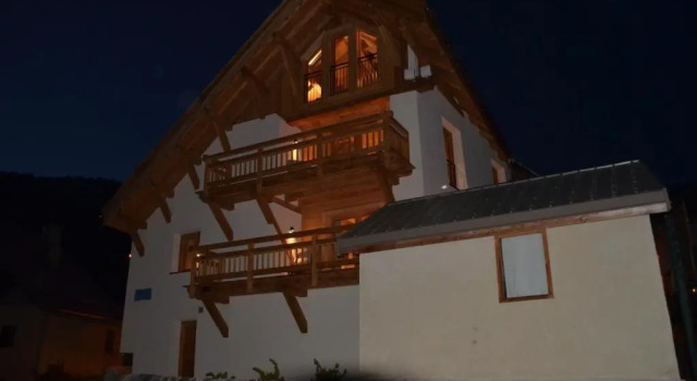 Le Gabion, luxueux appartement avec 10 couchages et sauna, Serre chevalier Vallée, Забронировать Апартаменты/квартира Сен-Шафре 