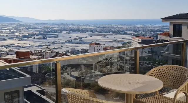 Апартаменты с балконом и с видом на город Hillfort Suites Apart Otel