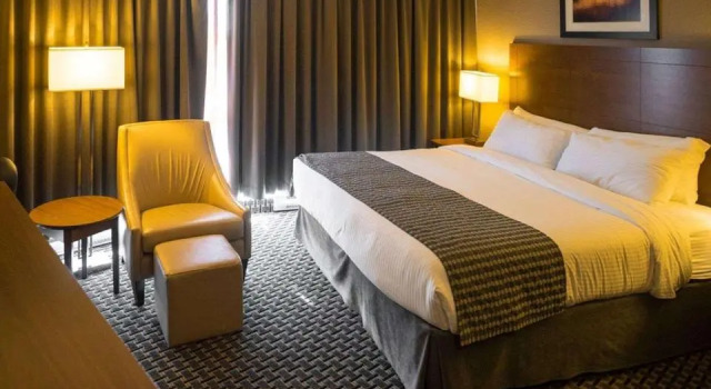 Номер Standard с видом на город Clarion Lakeside Inn & Conference Centre