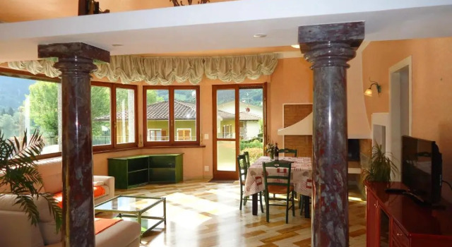 Villa Tiziana Typ T4, Buchen Sie Villa Villen in Brescia, Villa