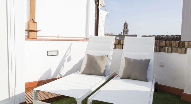 Living4Malaga Majestic Granada Street, Забронировать Апартаменты/квартира Малага - центр Малага, рядом с Музей Кармен Тиссен