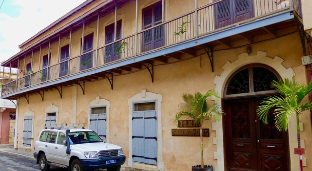 Jamm Maison D'hôtes, Rezervovat Hotel Hotely v Saint-Louis s parkováním, Parkování