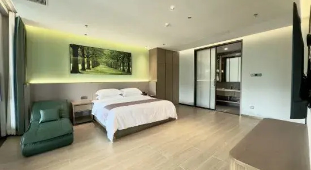 Люкс Grand Qingyuan Fogang ShamPoola Squirrel Hotel