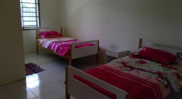 City Centre Homestay Kuching, Rezerwuj Hotel Hotele w Sarawak z parkingiem, Parking