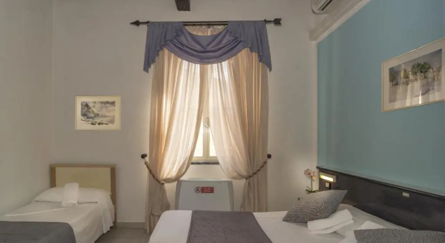 Трёхместный номер Standard Hotel Amalfitana