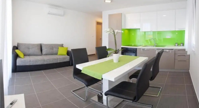 Apartments Diamond, Забронировать Апартаменты/квартира Апартаменты Подстраны, рядом с Частный Пляж «Вилла Палмс Апартментс Никса Рузич», Апартаменты/квартира