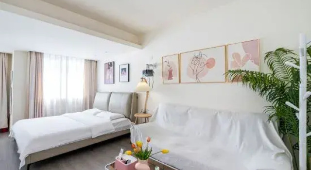 Guisu Homestay (Jianghan Road Pedestrian Street), Забронировать Отель Ухань Хубэй, рядом с Пешеходная улица Цзянхань