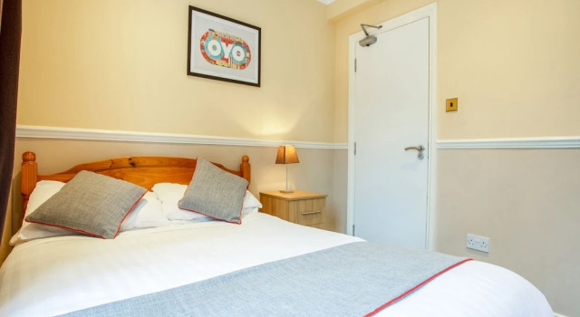 Двухместный номер Standard Flexistay Ambers Gatwick Aparthotel