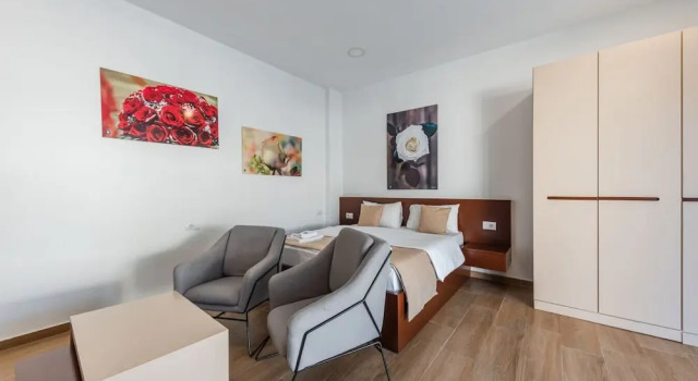 Lovely Studio With Seaview - Margarita, Prenota Appartamento Plazhi San Pietro 