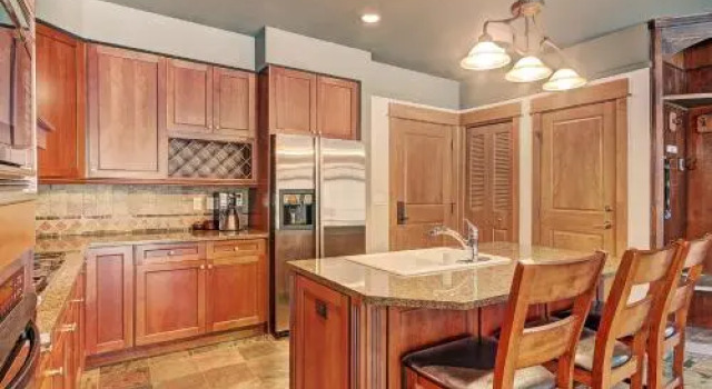 3044 Lone Eagle 2 Bedrooms 2 Bathrooms Condo
