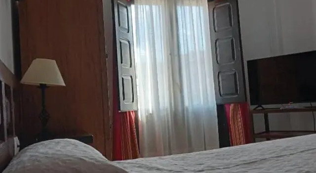 Четырёхместный номер Standard Hotel Nuevo Arlanza