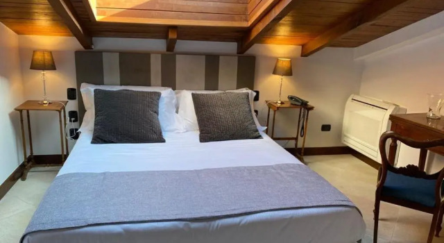 Двухместный номер Standard Мансарда La Locanda Del Pontefice - Luxury Country House