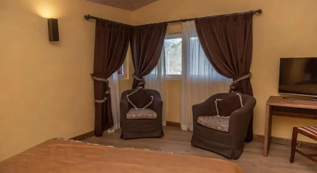 Полулюкс Hotel Chaberton