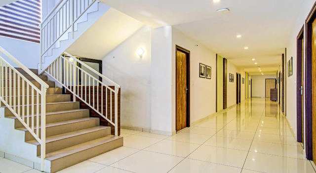 Capital O 74715 Phoenix Holidays, Reserva ahora Hotel Edappally Kerala