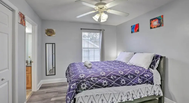 Апартаменты Tidy Tallahassee Townhome ~ 7 Mi to Downtown!