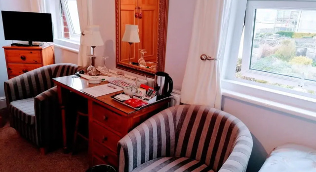 Pebbles B&B, Забронировать Отель «постель и завтрак» Бизнес-отели Англии, 4* 5*