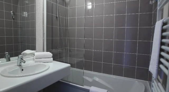 Кровать в общем номере Residence Le Domaine du Mont - Vacancéole