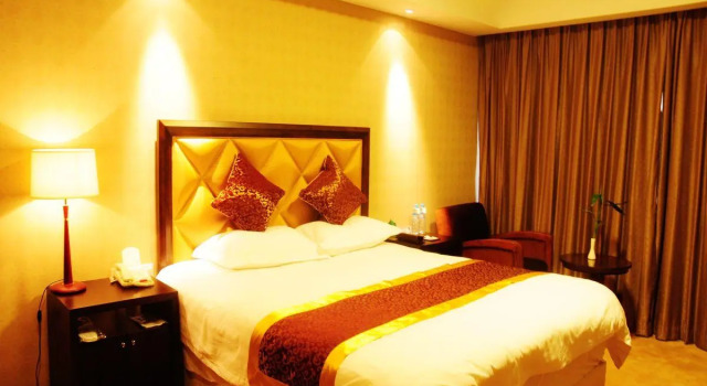 Zhucheng Huaxi Grand Hotel, Varaa Hotelli Zhucheng Shandong