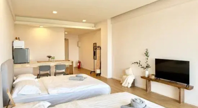 Двухместный люкс с частичным видом Deco Home @ Aru Suites