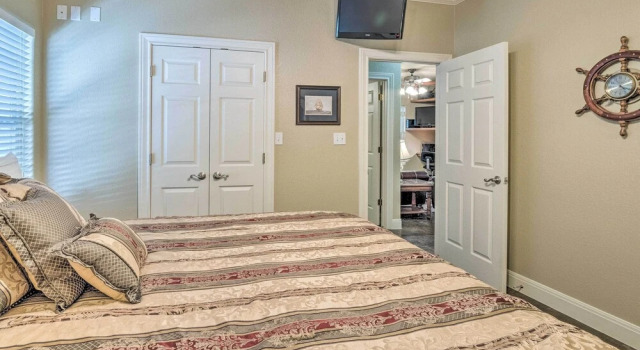 Covered Deck & 2-story Dock: Lake Travis Home!