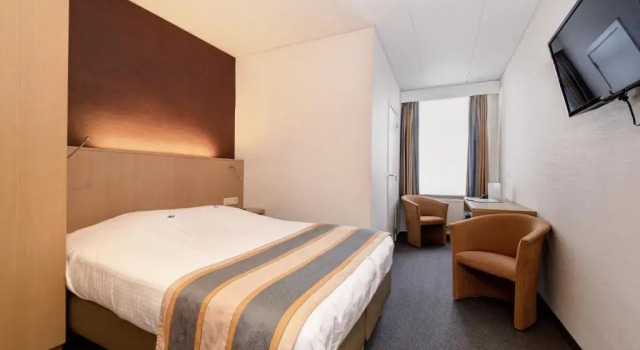 Двухместный номер Comfort Hotel Du Commerce