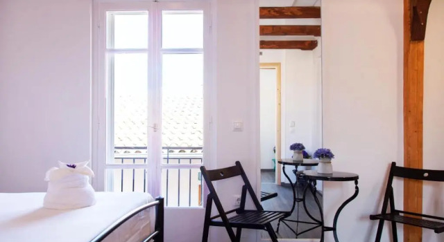 Апартаменты с балконом Ziv Boutique Apartments Town Square