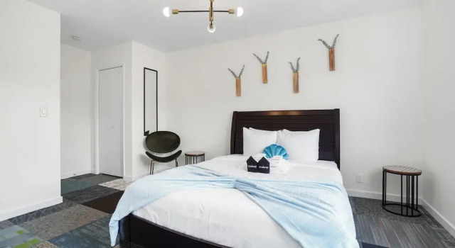 4 beds Private Unit Near BeachWalk, Golf, Trail, Забронировать Апартаменты/квартира Пасифика San Mateo County