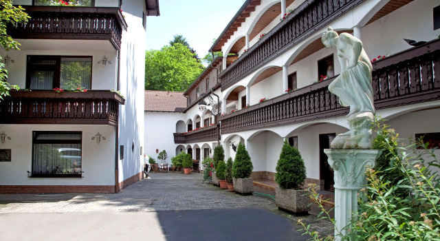 Hotel Restaurant Barbarossahof