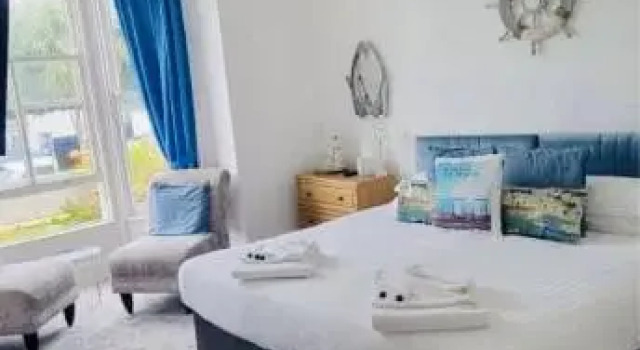 Номер Superior Bay Court