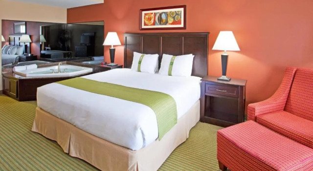 Номер Deluxe Holiday Inn Midland by IHG