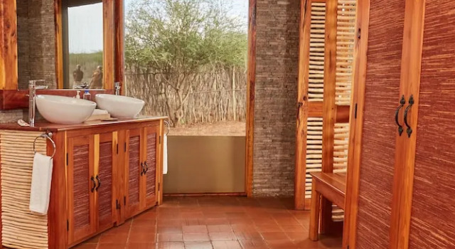 H12 Elephant Gorge Camp, Rezervați Hotel Namalok Kenya