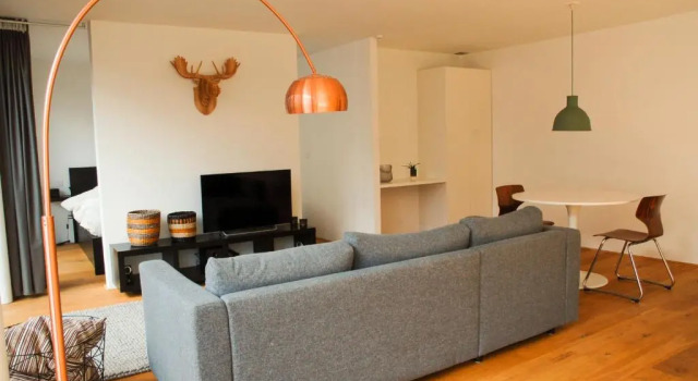 ROOOm Kortrijk, Забронировать Отель Отели Leiestreek с парковкой, Парковка