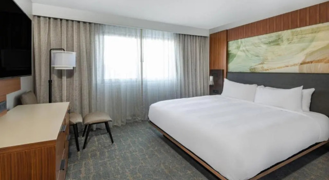Suite Madison Marriott West
