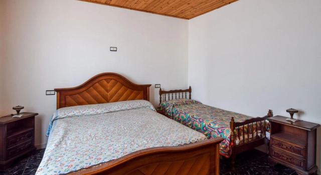 Amazing Apartment in Gioia Tauro With Wifi and 1 Bedrooms, Varaa Huoneisto Gioia Tauro Calabria