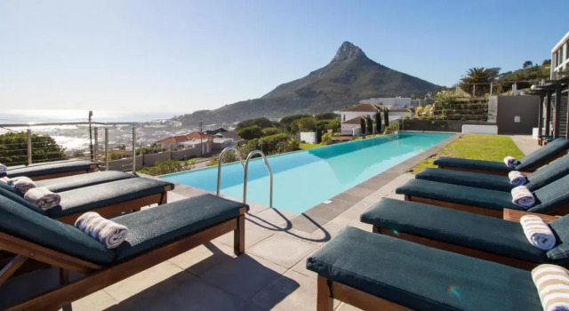 The Crystal Luxury Serviced Apartments