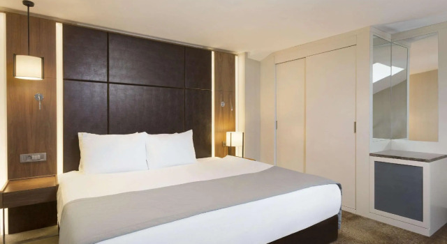 Двухместный люкс Ramada by Wyndham Istanbul Florya