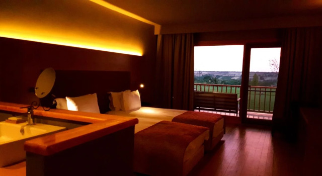 Bakucha Vineyard Hotel & Spa, Varaa Lomakeskus Hotellit Marmara-alue pysäköinnillä, Pysäköinti