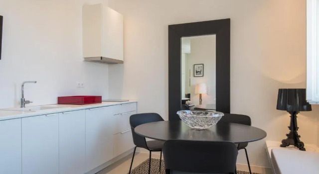 Студия Noble 7 Suites