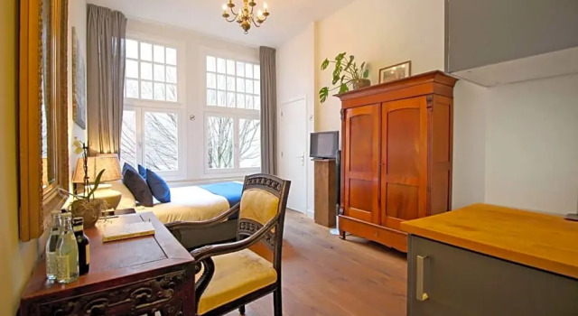 New monumental garden view Studio, Rezervovat Hotel Oud-West 