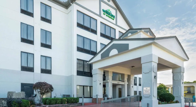 La Quinta Inn & Suites Memphis East-Sycamore View, Buchen Sie Hotel Memphis Tennessee