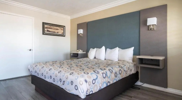 Номер Standard Solaire Inn & Suites