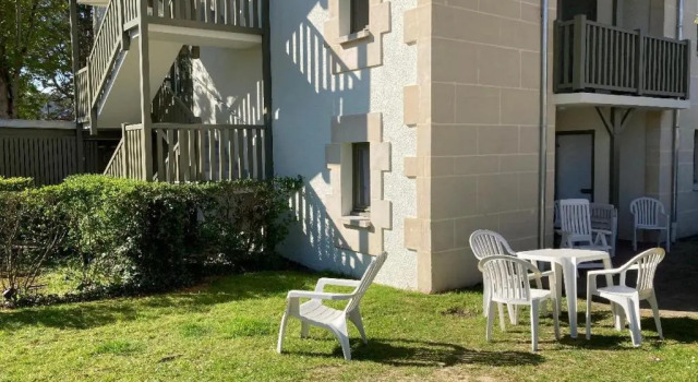 Апартаменты Le Studio De Deauville Plage