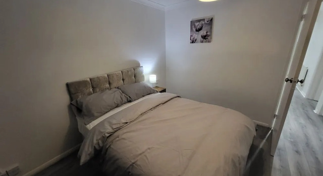 Charming 2-bed Apartment in Grays