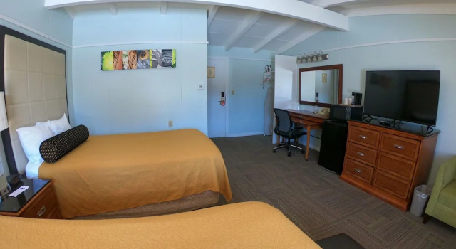 Двухместный номер Deluxe Copper Lantern Motor Lodge